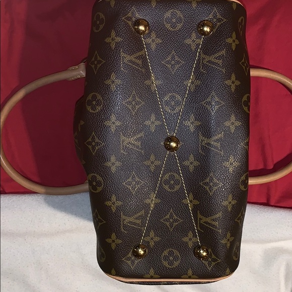 Authentic LV Tivoli PM - Picture 10 of 17